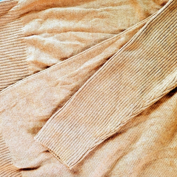 Lord & Taylor Loose fitting Sweater - Picture 5 of 10